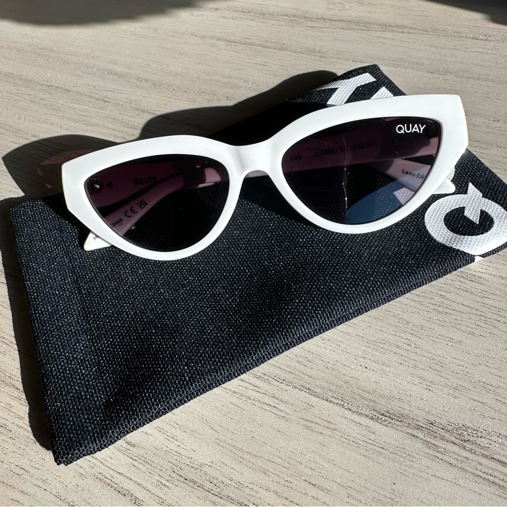 QUAY Narrow Down Polarized Cat Eye Sunglasses